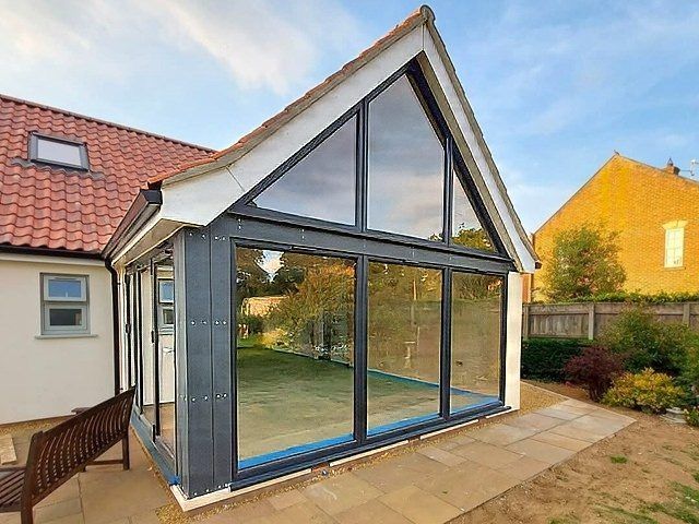 builders-2-sharpen-lighting-lighting-color