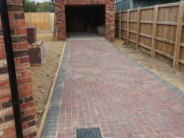 driveway-installers-2-sharpen-lighting-lighting-color